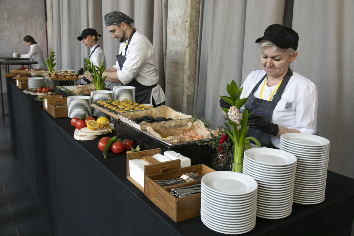 Станция с брускеттами