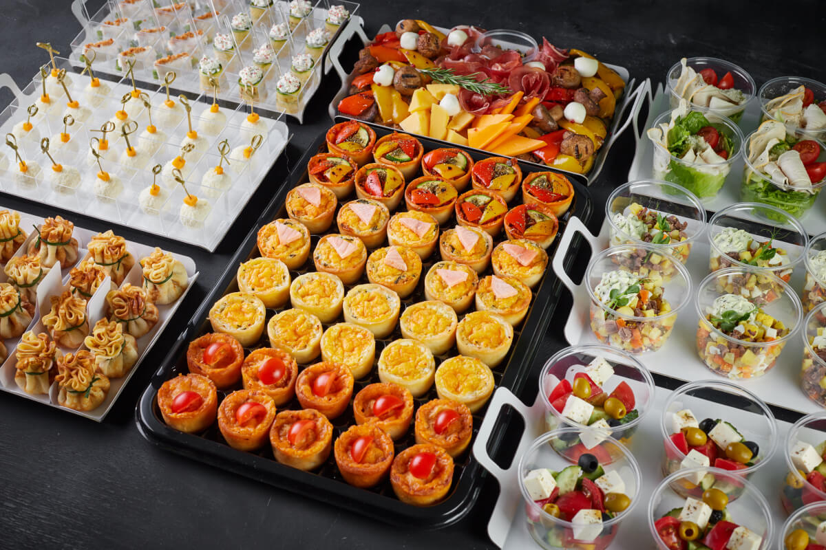 Фуршет на 12-15 человек Праздничный стол мини