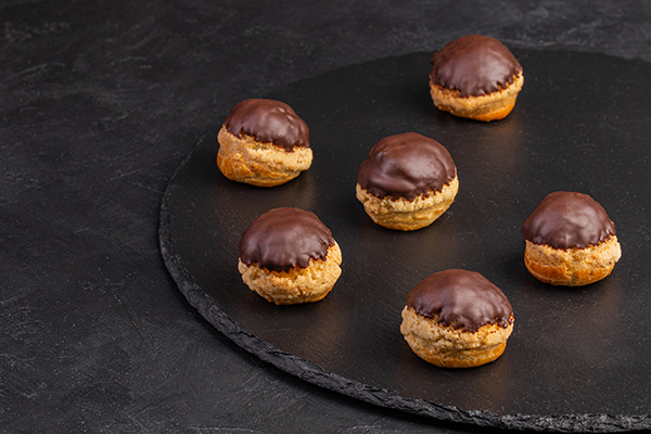 Профитроли шоколад