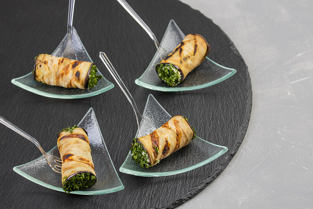 Рулетики с баклажанами с миндальной рикоттой