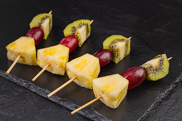 Фруктовая шпажка