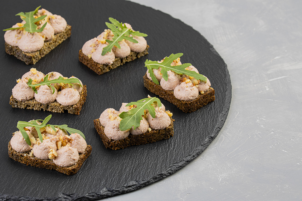 Брускетта б/г с яичным паштетом