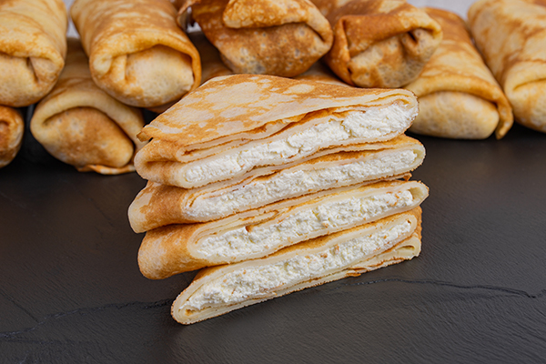 Блины с соленым творогом