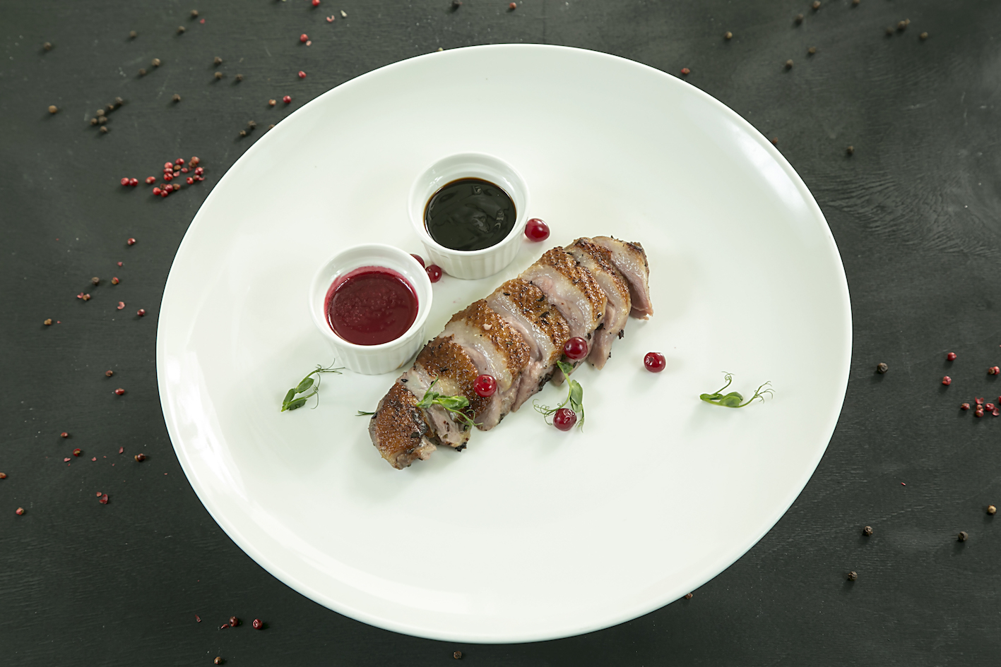 Утиное филе с брусничным соусом и Терияки