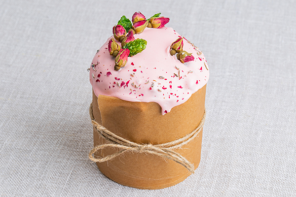 Кулич Творожный с розами