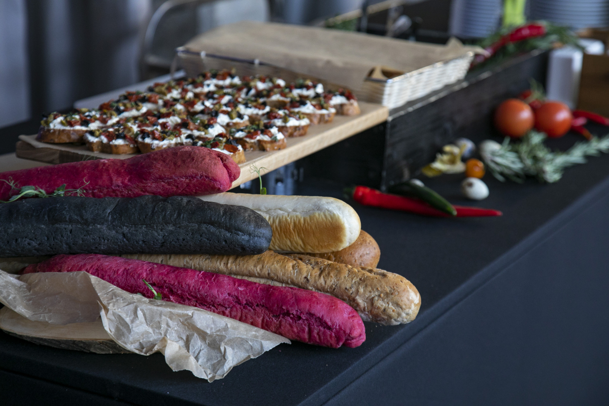 Станция с брускеттами