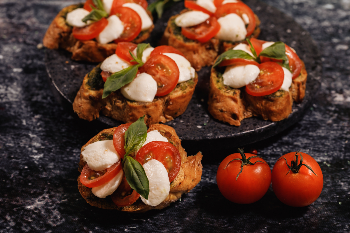 Брускетта Капрезе