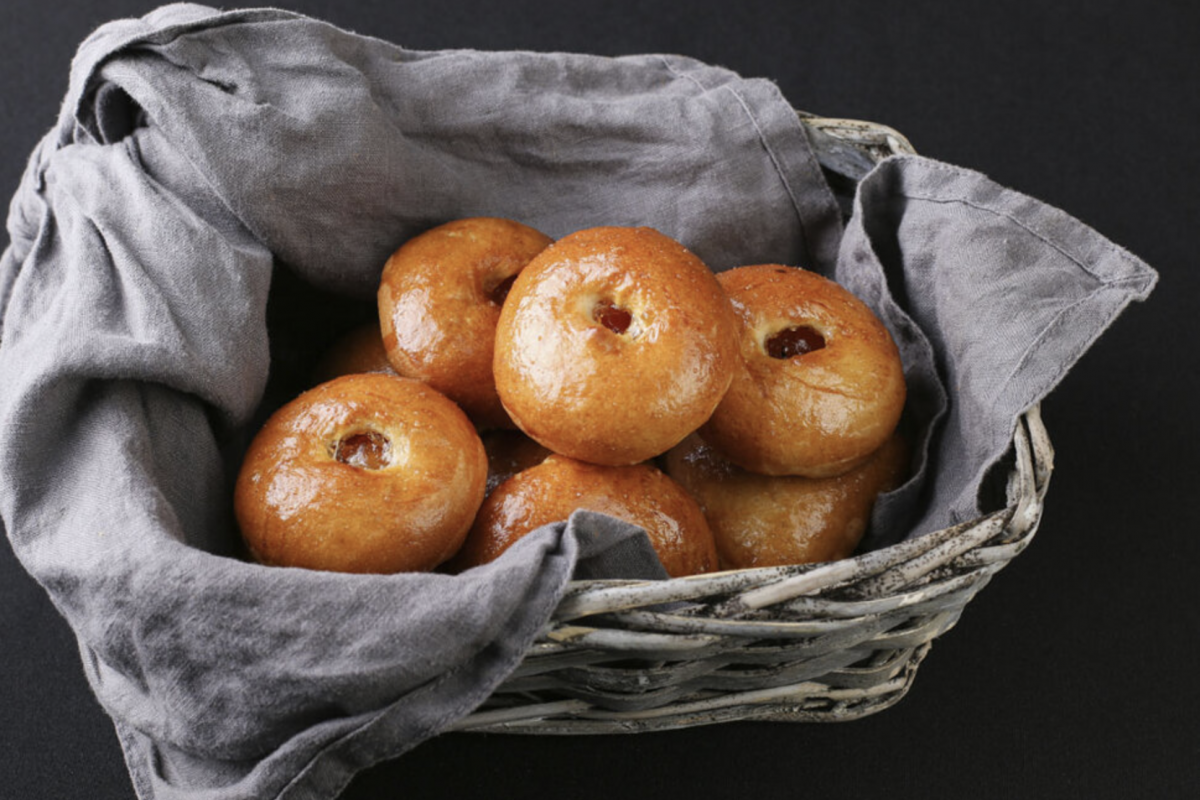 Мини пирожок с яблоком