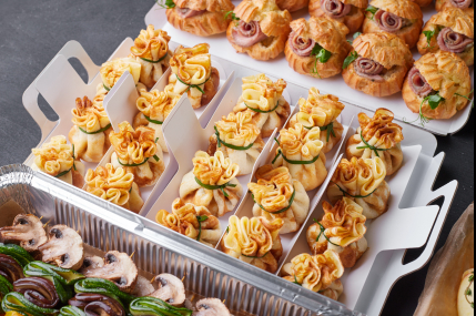 Фуршет на 12-15 человек Праздничный стол мини/фото