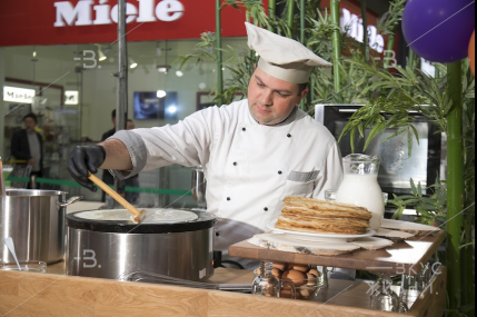 Блинная станция на 30 персон/фото